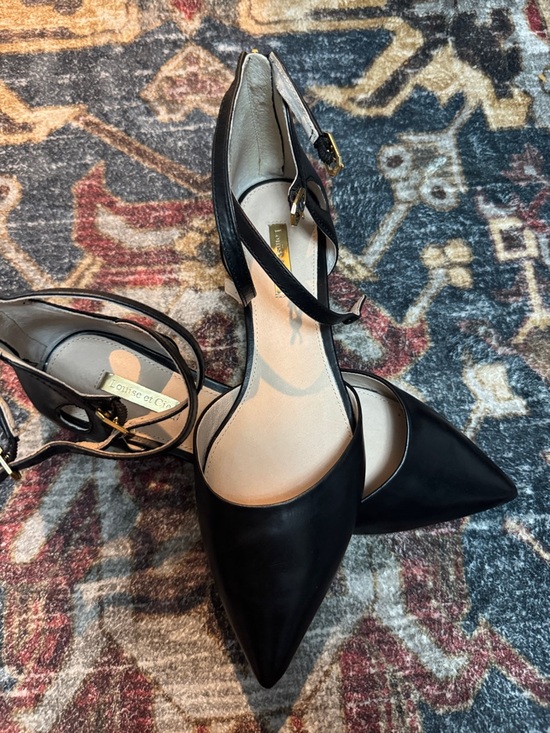 Louise et Cie Shoes - Louise et Cie Black Pointed-Toe Ankle-Strap Flats.